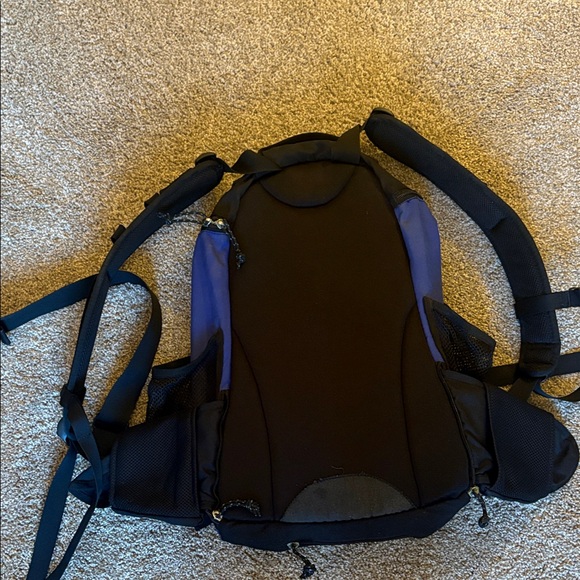 Kelty Whitney 1900 Black and Blue Backpack - Picture 3 of 6